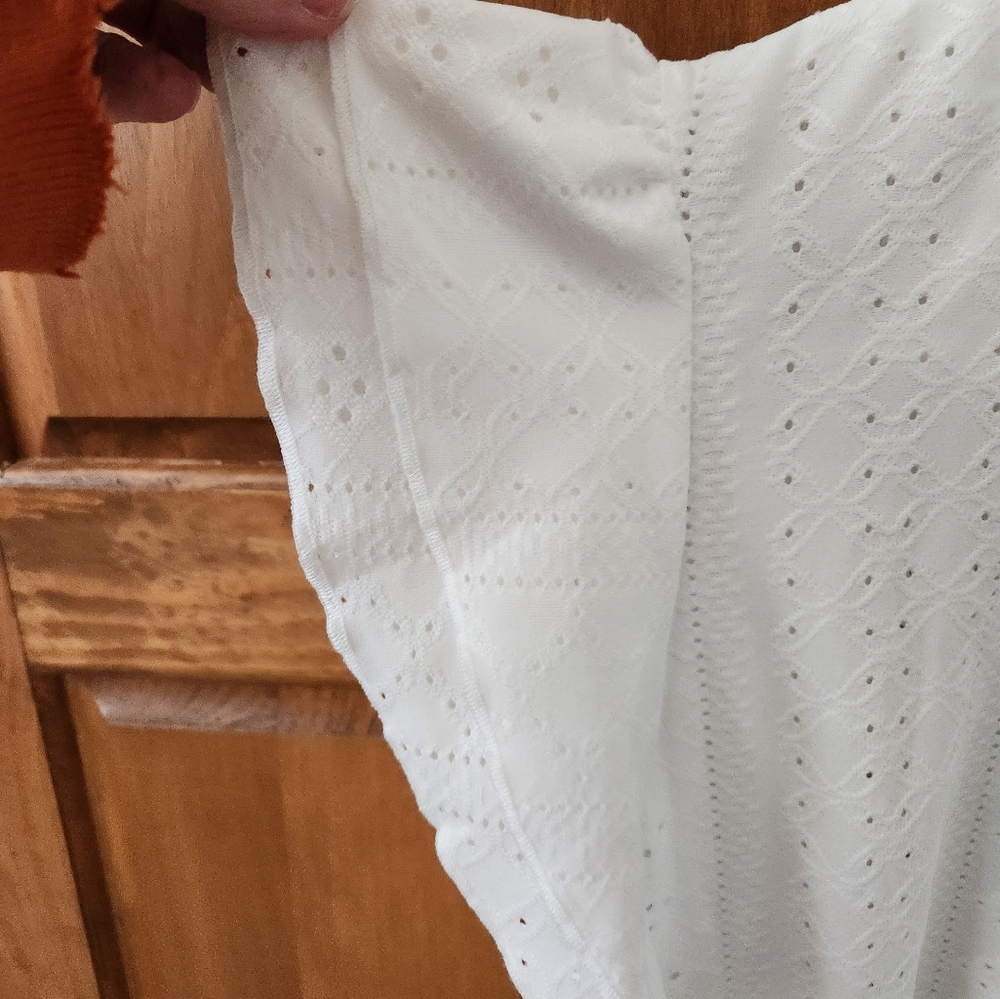 NEW! White Eyelet Textured Ruffle Short Sleeve Blouse - Picture 7 of 12